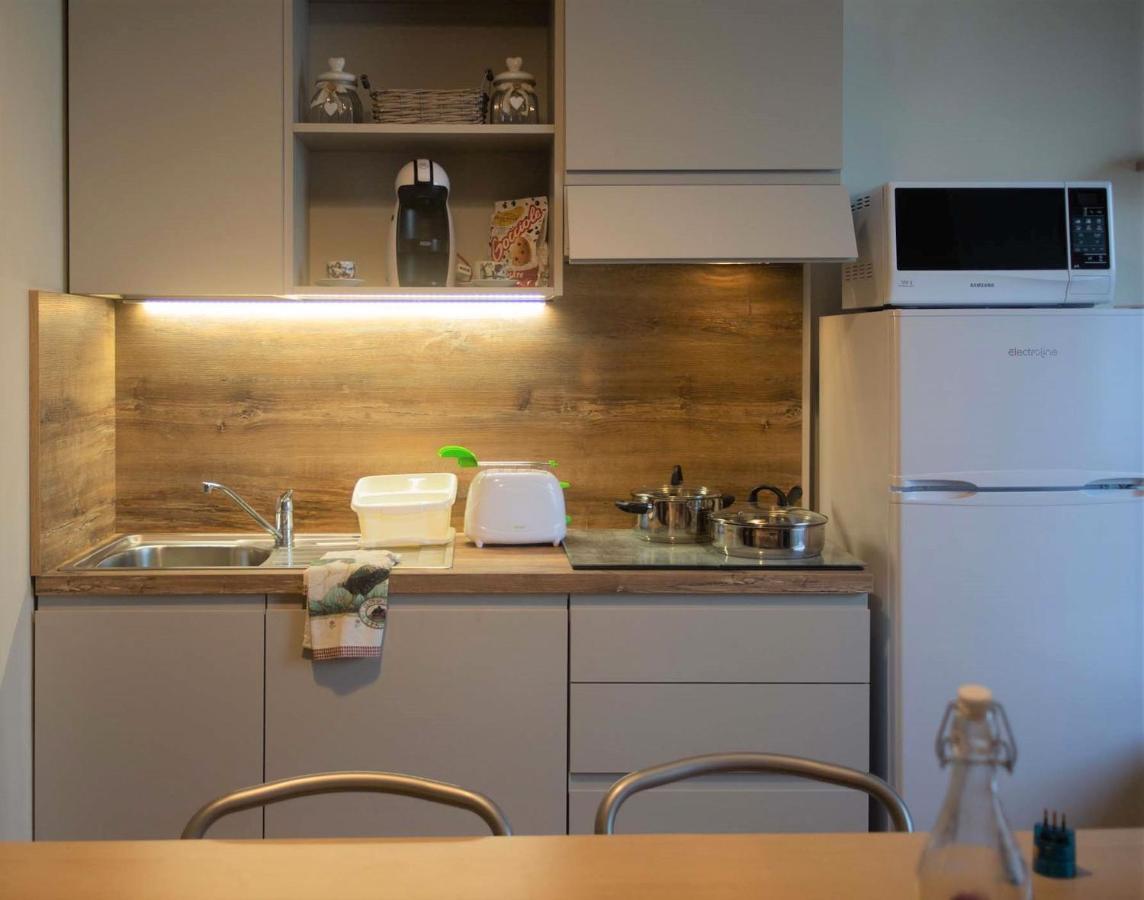 Appartamento Timeless Con Piscina E Tennis Valbrona Exterior foto